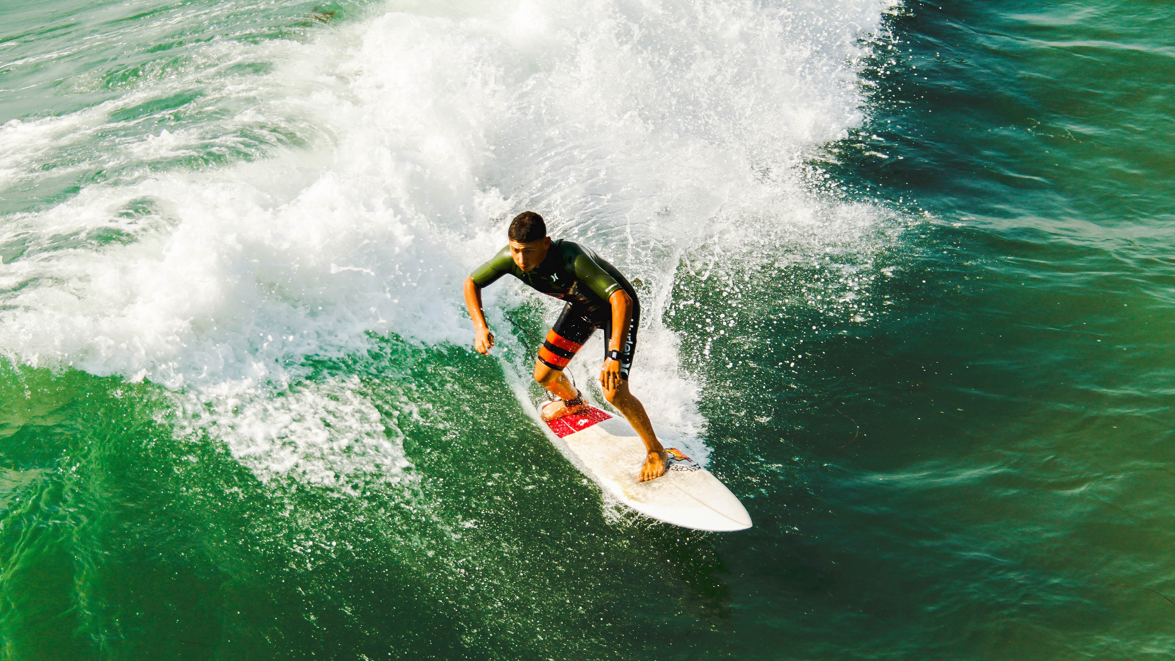 乐鱼体育APP官方下载-_勇士连续三场三分命中率超高_，勇士队三分球命中率