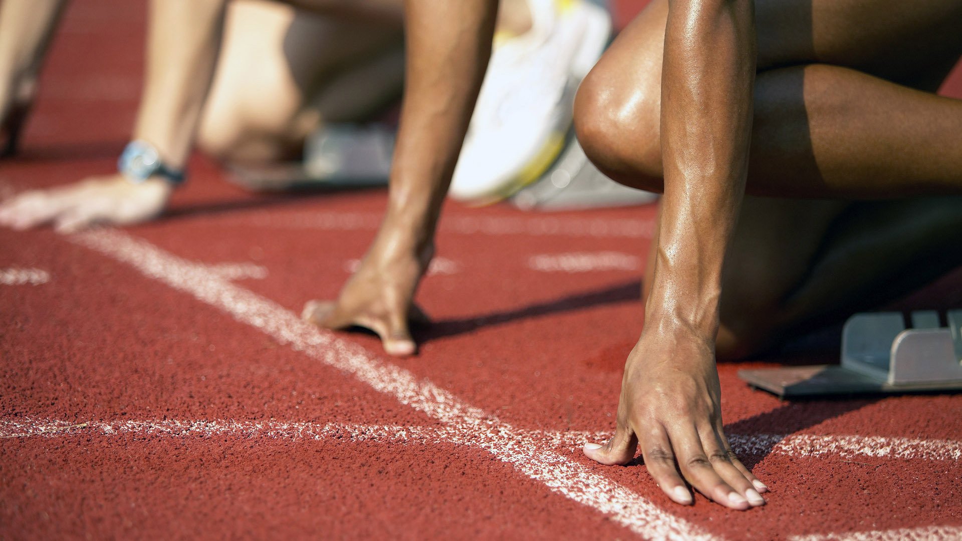 “英超强队疯狂追分，即将迎来最关键比赛”，英超强强对话